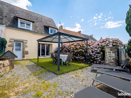 maison 2 pièces 84 m²