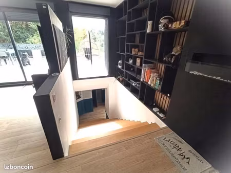 villa 5 pièces 101 m²