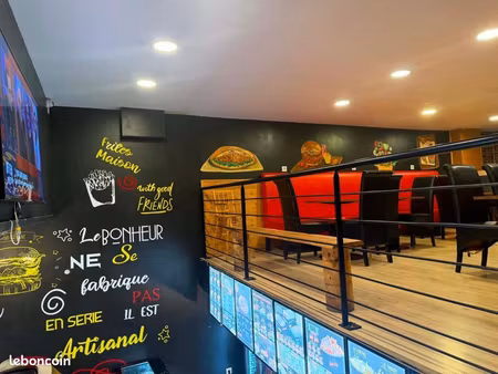 à vendre – restaurant entièrement équipé  emplacement exceptionnel