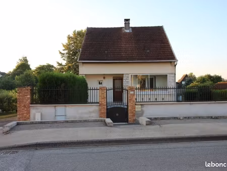 locations maison individuelle clos avec jardin