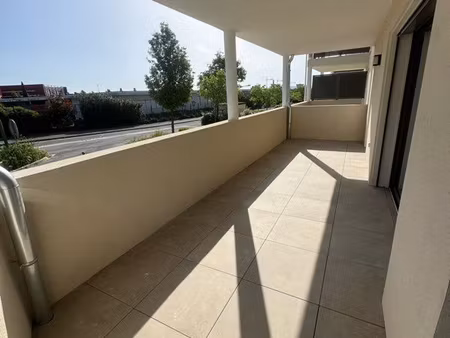 appart t3  avec grande terrasse