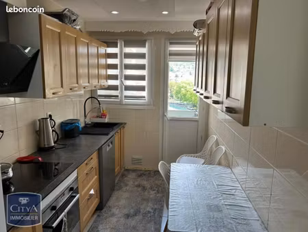 appartement 3 pièces 69 m²