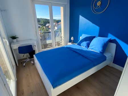 chambre meublée dans magnifique t5 rénové / gare sud