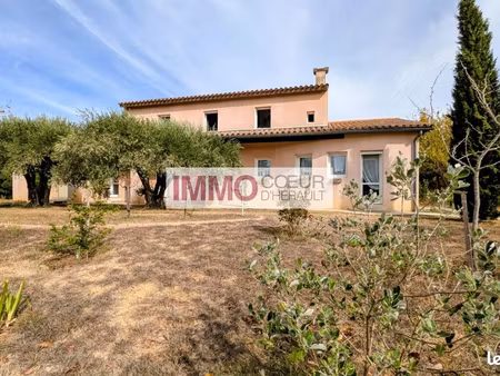villa 6 pièces 151 m²