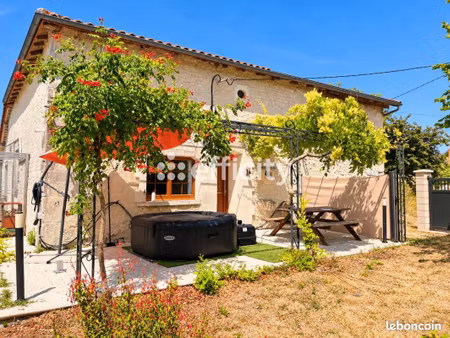 maison 6 pièces 157 m²