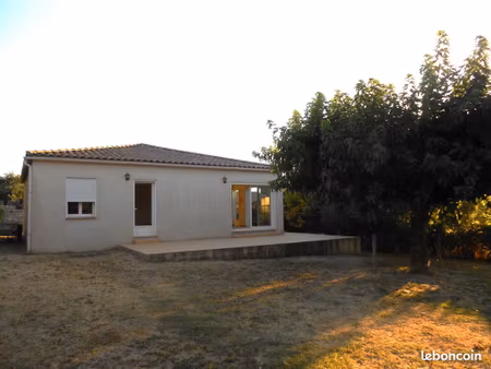 vends maison 105 m² sur terrain de 1100 m²