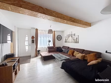 maison 8 pièces 169 m²
