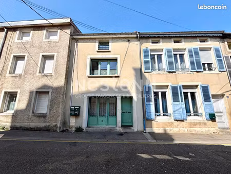 immeuble 8 pièces 175 m²