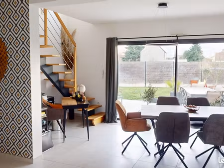 maison 5 pièces 117 m²