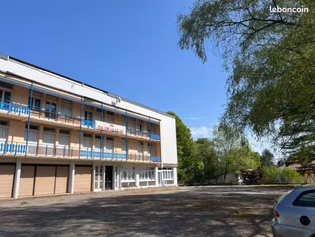 immeuble de 400 m²  idéal  investissement  locatif ou résidence principale