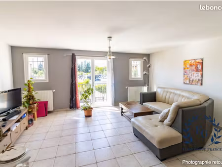 maison de village 4 pièces 120 m²