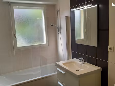 appartement f2 de 50 m2 avec parking privé