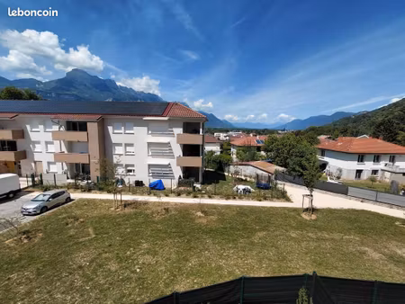 appartement 3 pièces 76 m²