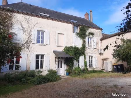 maison de campagne 310 m² avec terrain 1 ha
