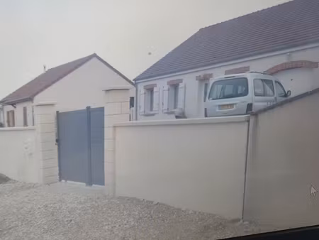 maison a louer a bleneau 89220