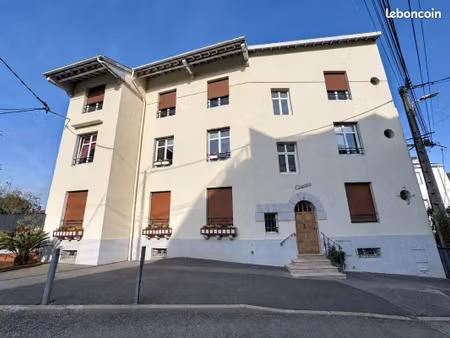 immeuble 8 pièces 183 m²