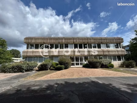 bureaux 346 m²