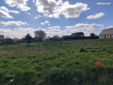 terrain 1 063 m² fourmetot
