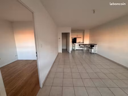 appartement 2 pièces - 47 m² - lille centre