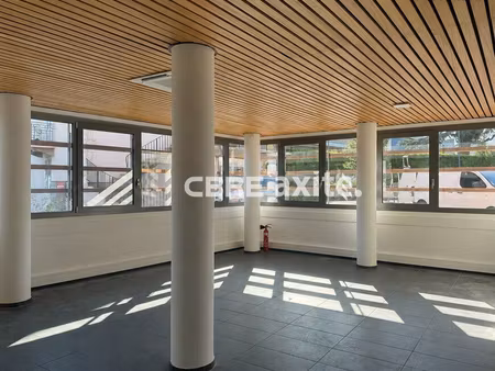 bureaux 62 m² cran gevrier