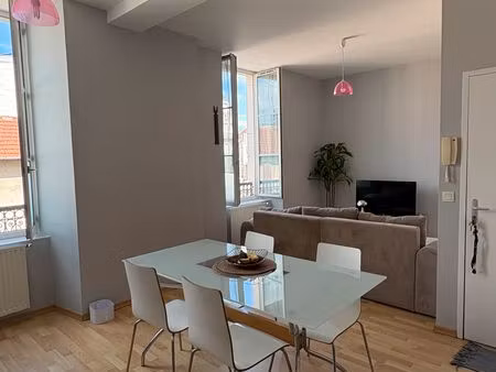 superbe t2 très lumineux de 40 m2