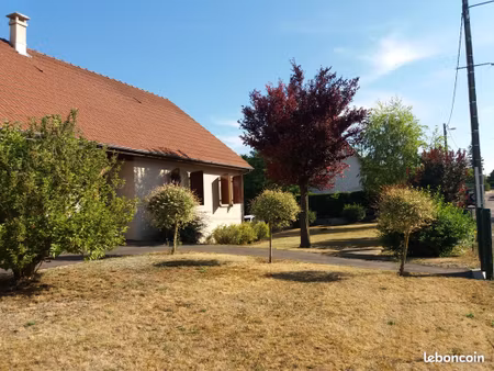 maison à louer a is-sur-tille