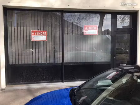 local commercial a louer