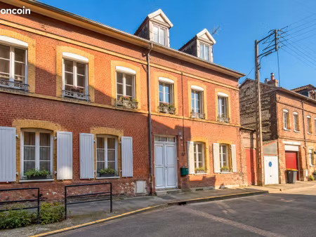 maison 9 pièces 190 m²
