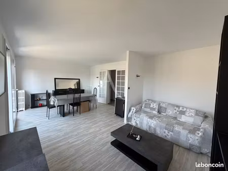 appartement 3 pièces 69 m²