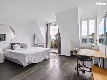 studio 1 pièce 27 m²