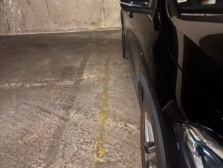 place de parking à vendre – boulevard voltaire  paris 11e