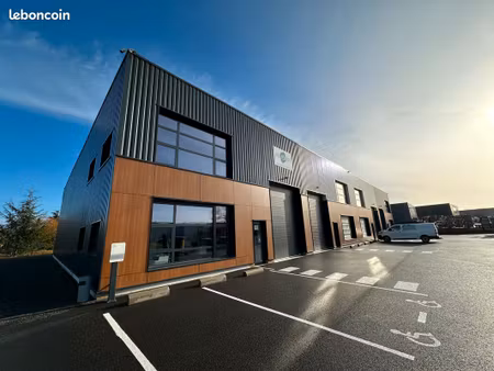 local industriel 300m2