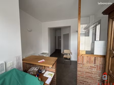 bureau 50 m²