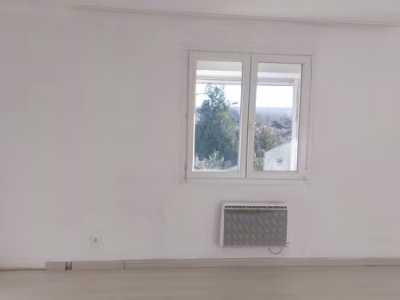 à louer – bel appartement f3 avec jardin et parkings