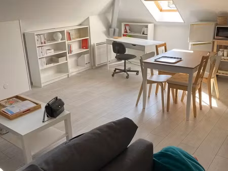 loue appartement meublé reims centre – rue saint-maurice – en face de sciences po - 42m²
