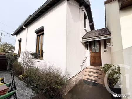 maison 3 pièces 64 m²