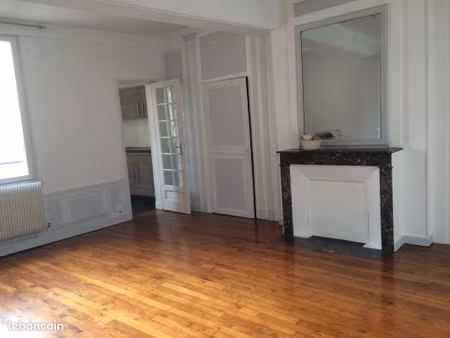 très beau t2 – auxerre centre