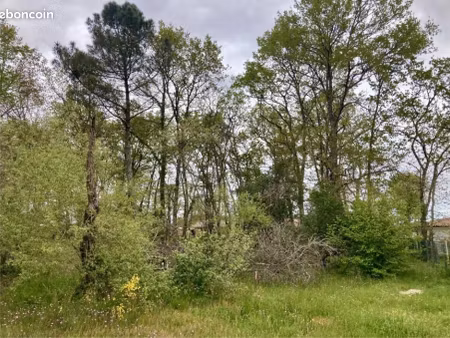 terrain 1 050 m² le haillan