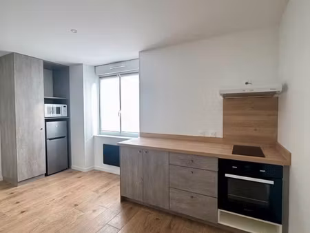 studio 1 pièce 22 m²