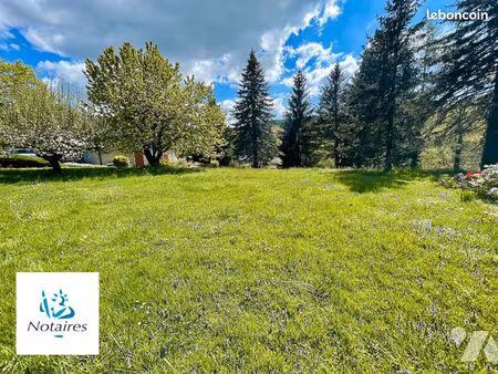 terrain 935 m² cruseilles