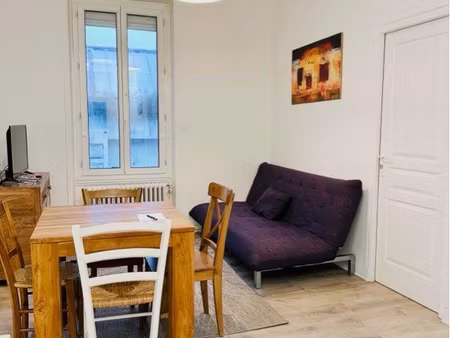 maison rue charlet  quartier marais  proche de tout
