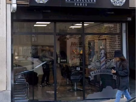vend barber faible loyer