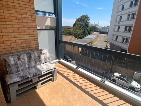 à louer – t2 traversant de 48 m² avec 2 terrasses  parking et cave – blagnac centre
