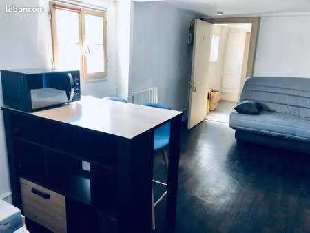 à louer - studio meublé en centre ville