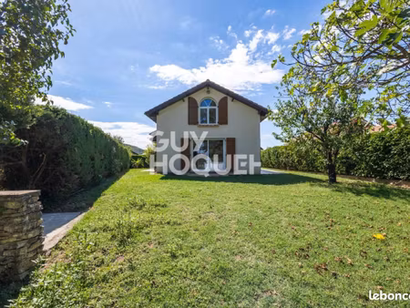 maison 5 pièces 137 m²