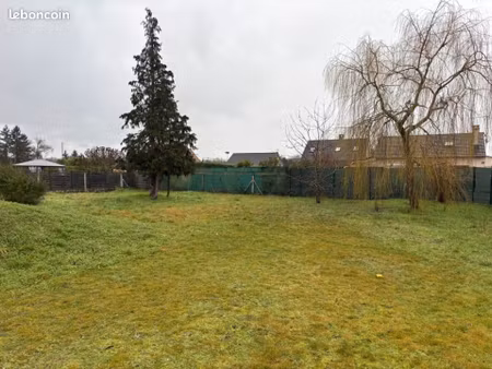 terrain 515 m² freneuse