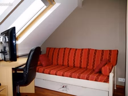 studio meublé tout équipé – hypercentre – situé au 86  rue de geôle (éligible apl)