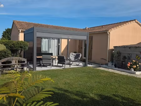 maison plein pied 110 m2 avec grand jardin  serre chalet  atelier