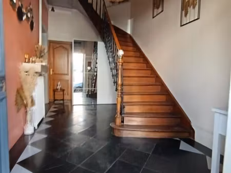 maison 5 pièces 165 m²