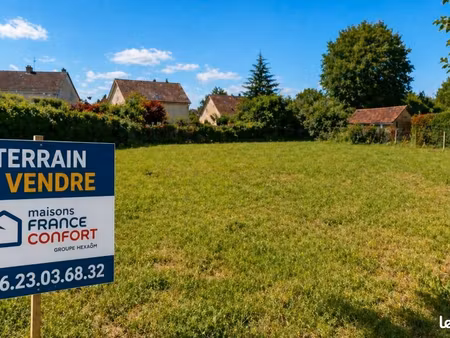 terrain 840 m² noiseau